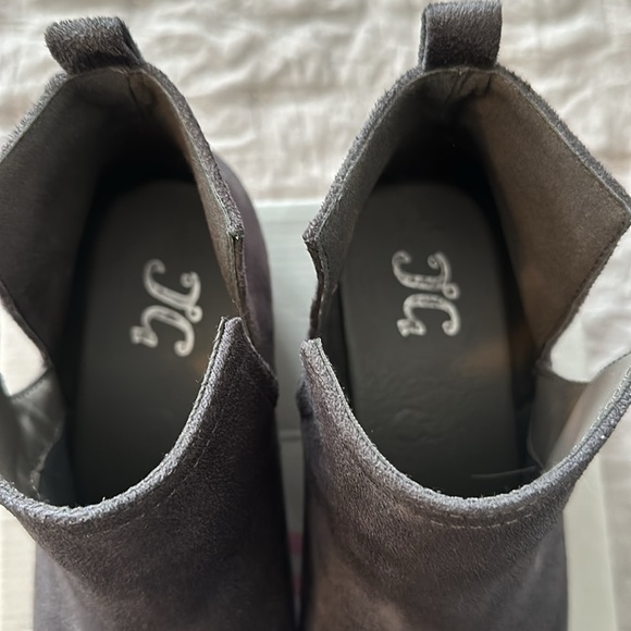 💕 2 for $15 - Suede like booties - Picture 7 of 8